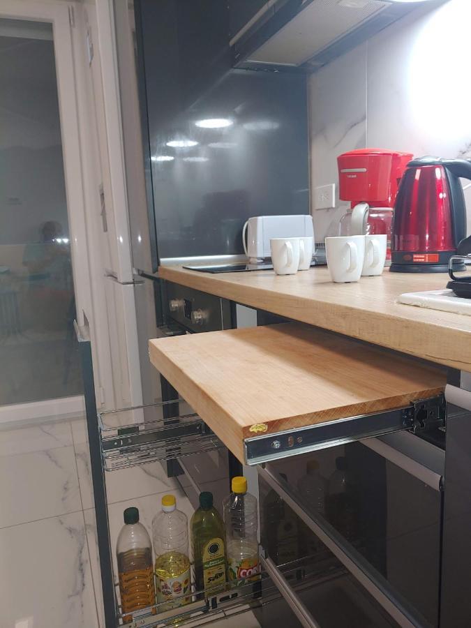 New!90Sqm10Minairport2Bedrooms Thessaloniki Buitenkant foto