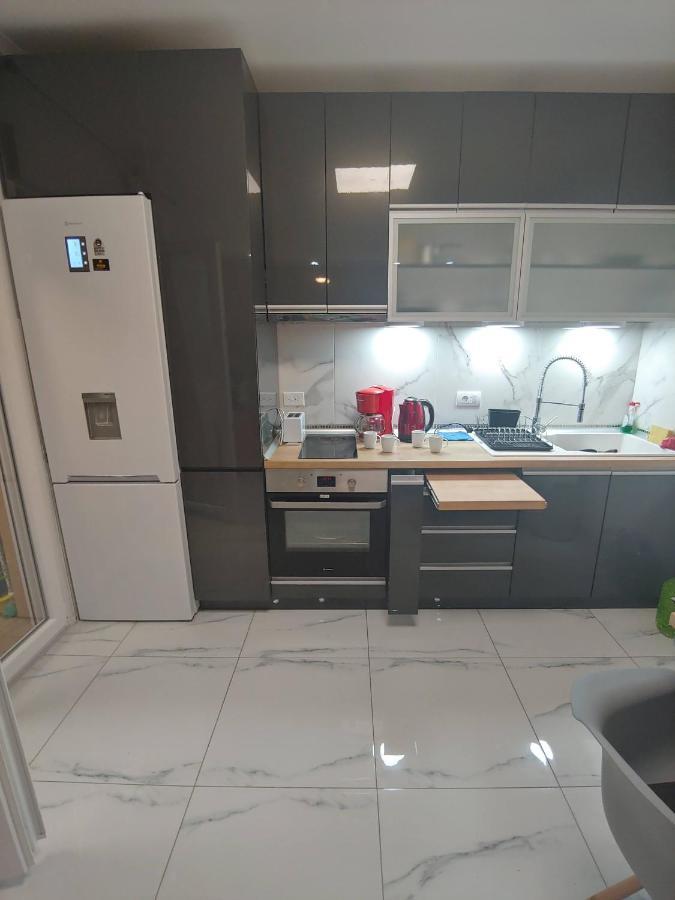 New!90Sqm10Minairport2Bedrooms Thessaloniki Buitenkant foto